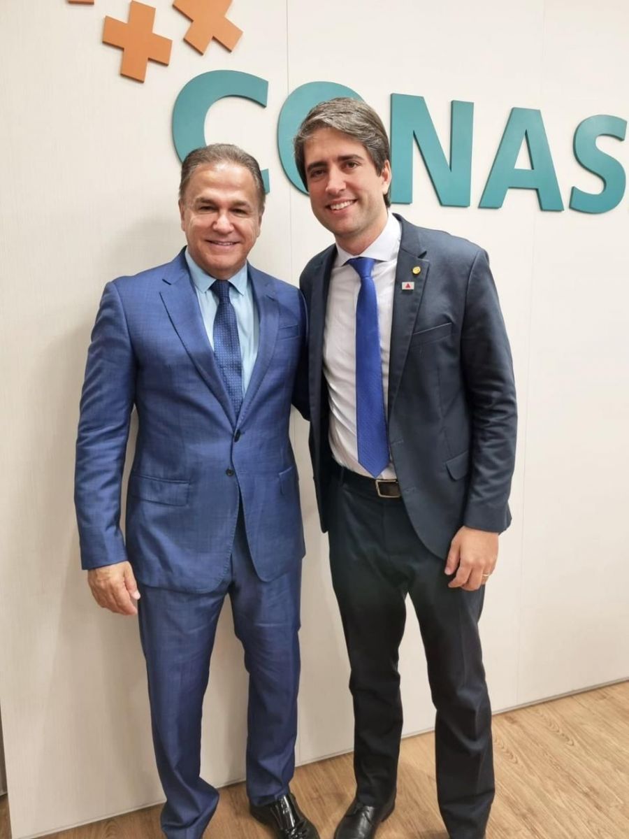 Secretário Anoar Samad e o presidente eleito do Conass, Fábio Baccheretti