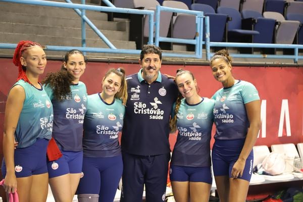 Osasco São Cristóvão Saúde anuncia equipe para a temporada 2022/23